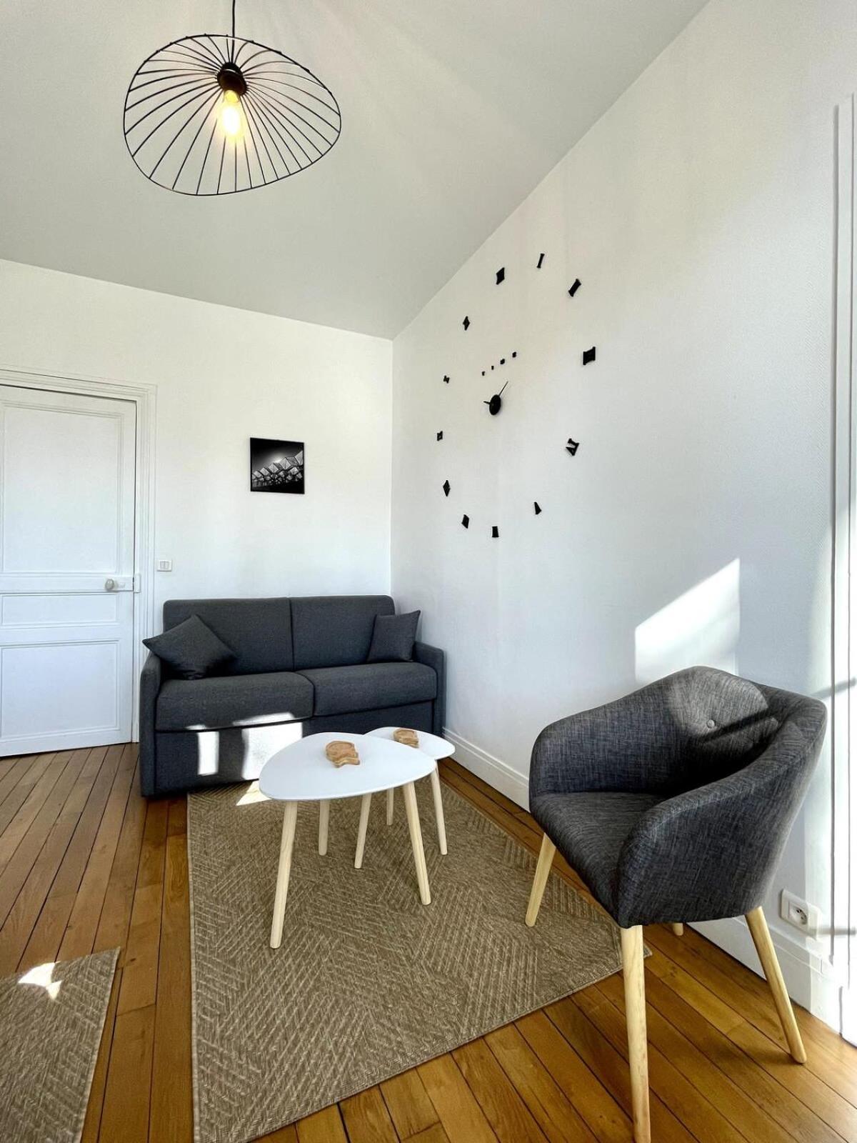 Fontainebleau - Chez Sebastien Apartment Luaran gambar